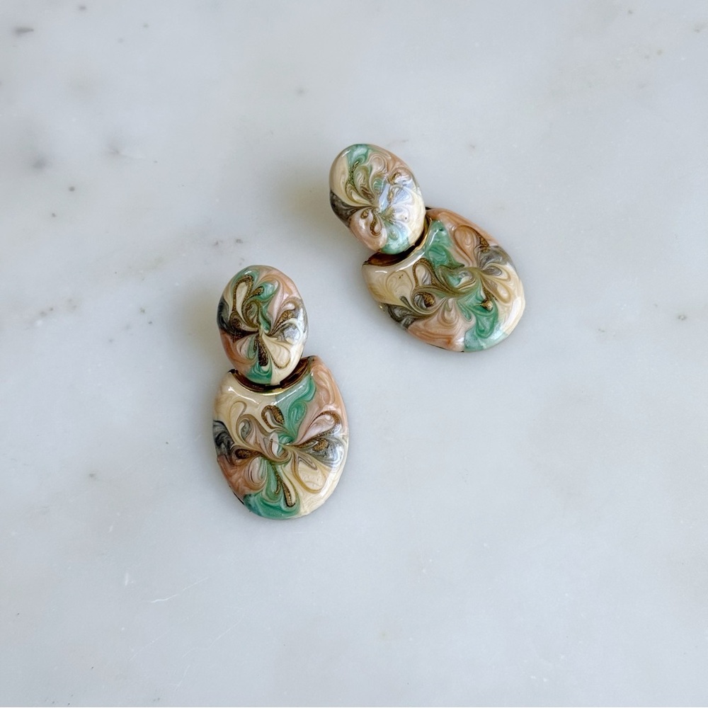 Vintage Retro 80s Style Pastel Enamel Swirl Clip-on Earrings